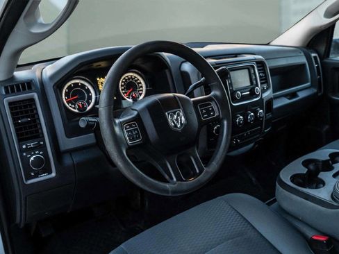 Used 2018 RAM 3500 Tradesman w/ Chrome Appearance Group image 11