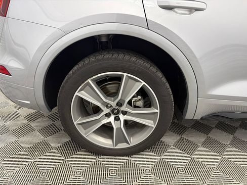 Used 2025 Audi Q5 2.0T Premium AWD/4WD image 19