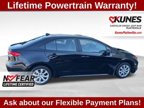 Used 2025 Toyota Corolla LE image 2