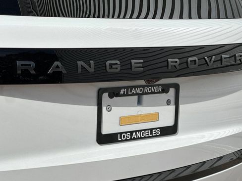 New 2026 Land Rover Range Rover Long Wheelbase SE image 20