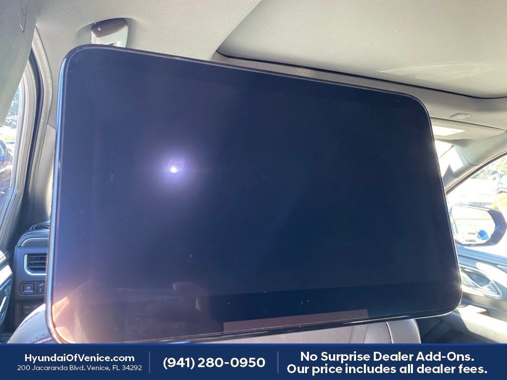 Used 2021 GMC Yukon SLT w/ SLT Luxury Plus Package AWD/4WD image 18