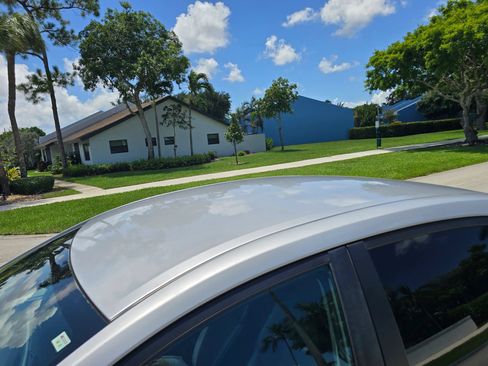 Used 2015 Toyota Corolla S FWD image 9