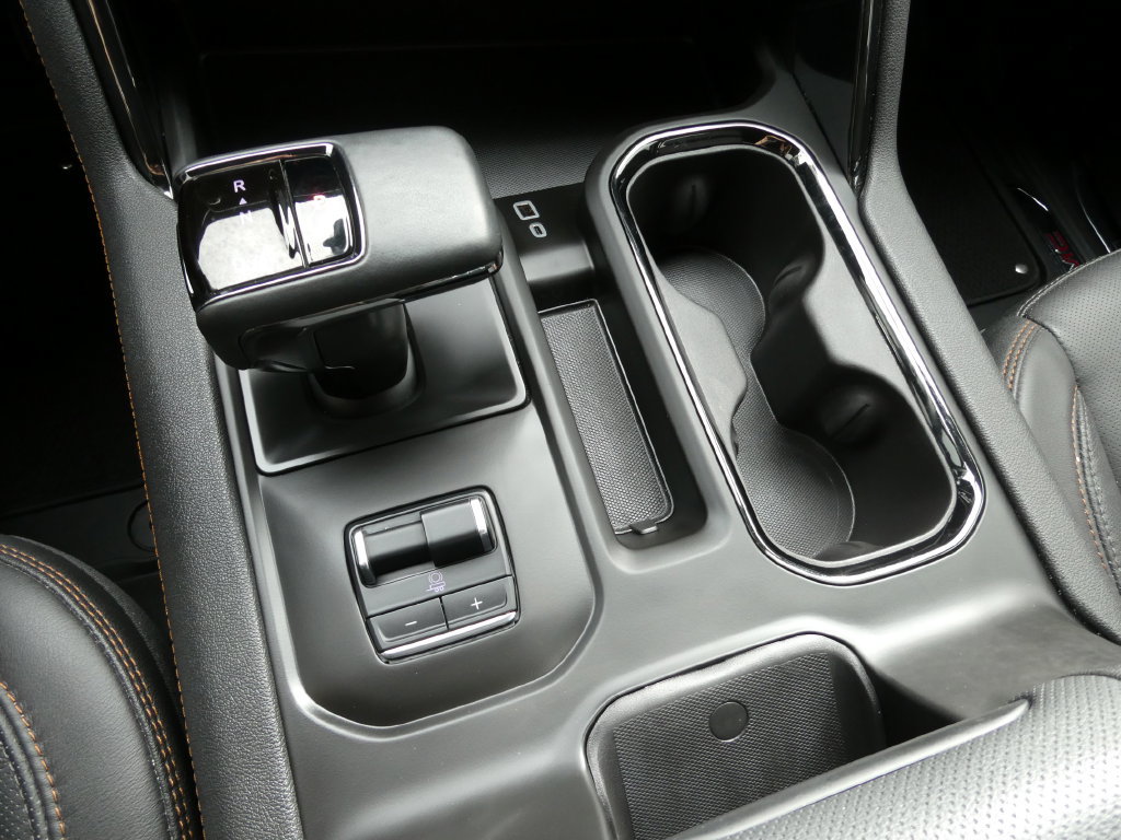 Used 2025 GMC Sierra 1500 AT4 w/ AT4 Premium Package AWD/4WD image 31