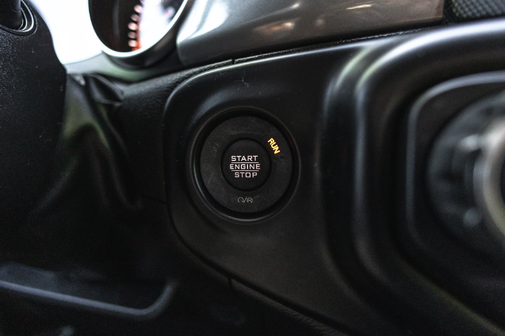 Used 2021 Jeep Wrangler Unlimited Sahara AWD/4WD image 15