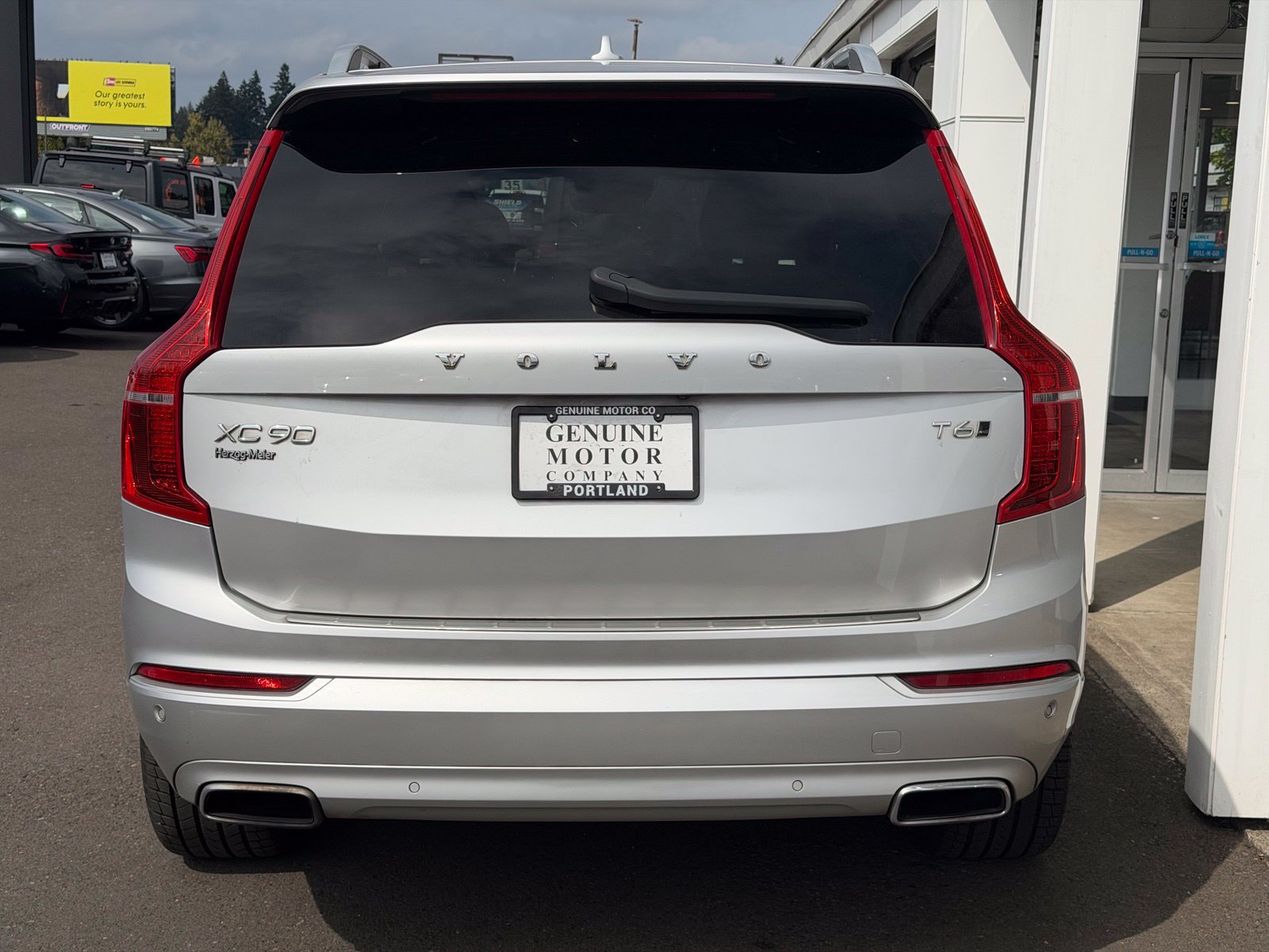 Used 2019 Volvo XC90 T6 Momentum w/ Advanced Package AWD/4WD image 4