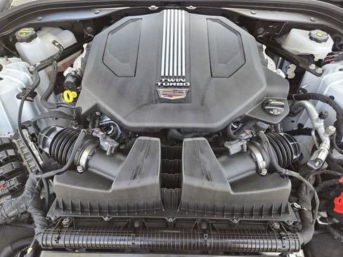 Used 2025 Cadillac CT5 V RWD image 30