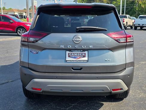 Used 2023 Nissan Rogue SV FWD image 10