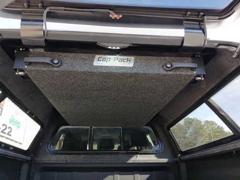 Used 2025 RAM 3500 Limited image 10