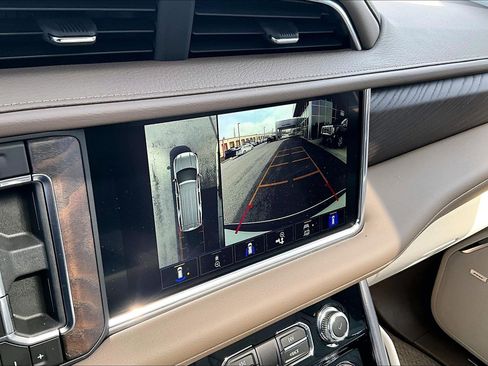 Used 2024 GMC Yukon Denali image 27