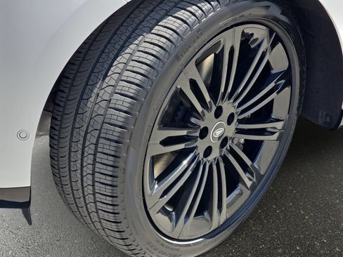 Certified 2023 Land Rover Range Rover Long Wheelbase Autobiography AWD/4WD image 35