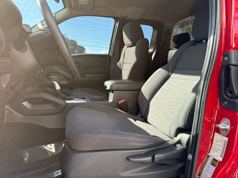 Used 2022 Nissan Frontier S w/ Technology Package image 23