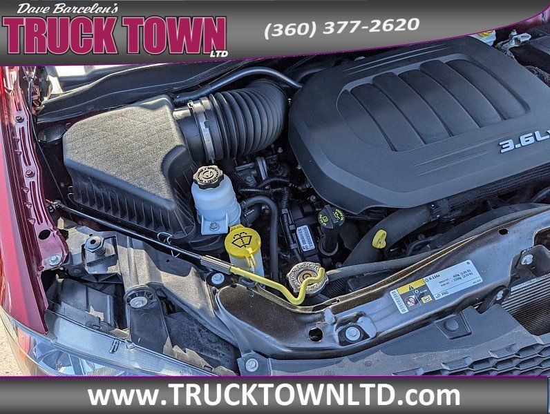 Used 2018 Dodge Grand Caravan SE FWD image 36