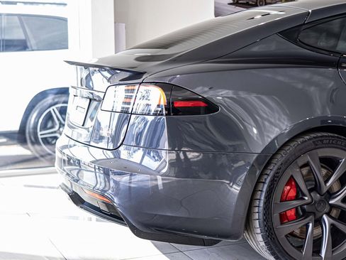 Used 2024 Tesla Model S Plaid image 12
