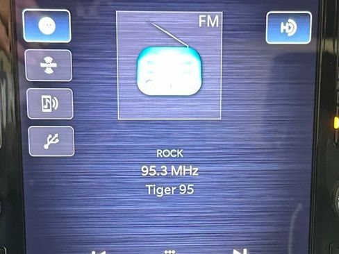 Used 2023 RAM 1500 Laramie image 17