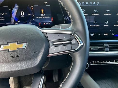 Certified 2024 Chevrolet Equinox EV LT FWD image 14