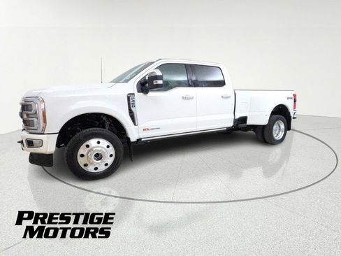 Used 2026 Ford F450 Platinum w/ Platinum Plus Package AWD/4WD image 4