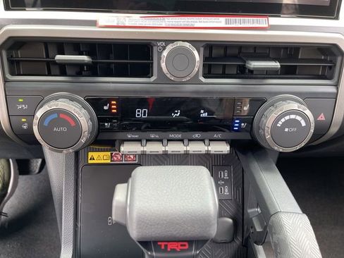 New 2026 Toyota 4Runner TRD Off-Road Premium AWD/4WD image 19