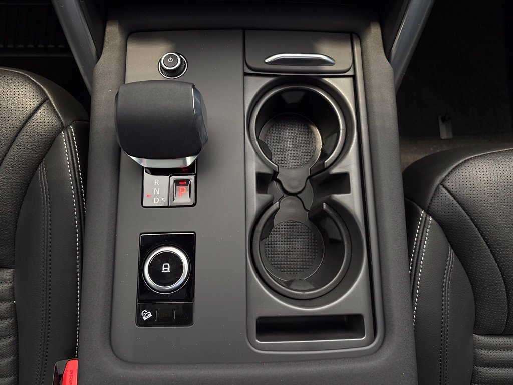 New 2026 Land Rover Discovery S AWD/4WD image 35