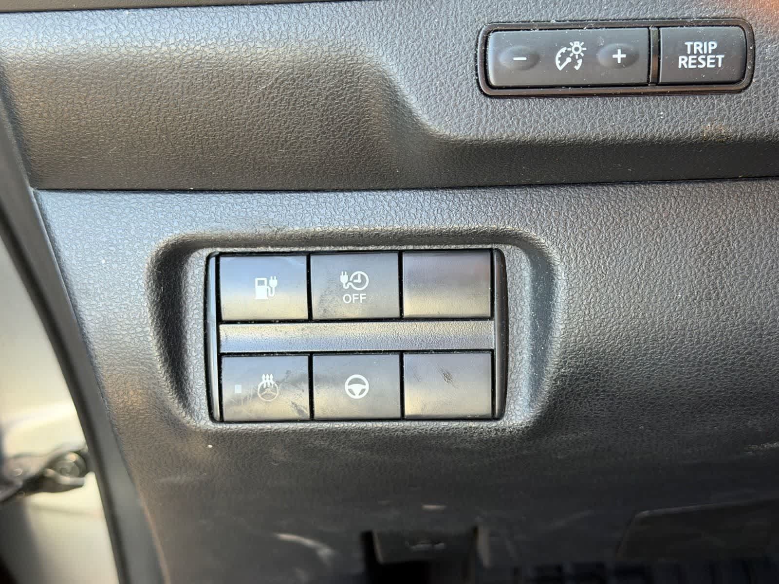 Certified 2022 Nissan Leaf SV Plus FWD image 14
