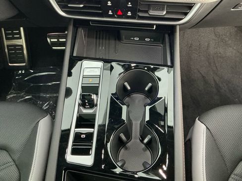 New 2026 Volkswagen Atlas Peak Edition image 17