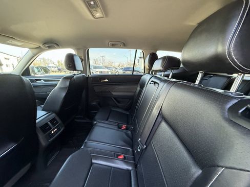 Used 2022 Volkswagen Atlas SE image 5