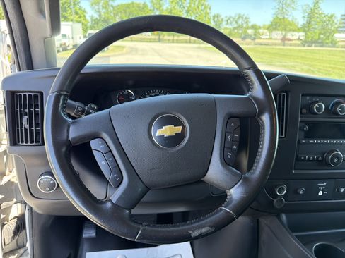 Used 2021 Chevrolet Express 2500 w/ Driver Convenience Package RWD image 13