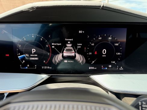 Used 2025 Nissan Murano SL AWD/4WD image 18