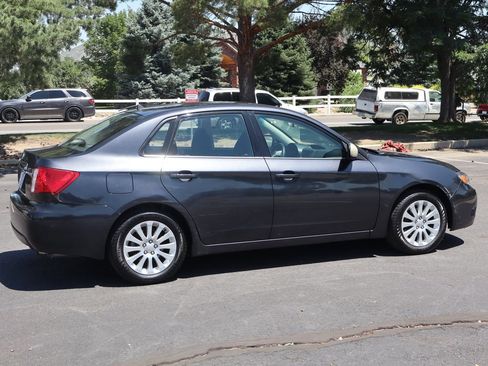 Used 2010 Subaru Impreza 2.5i Premium AWD/4WD image 4