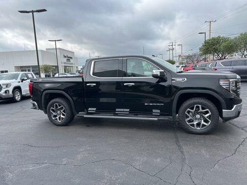 Used 2022 GMC Sierra 1500 SLT w/ SLT Premium Plus Package image 5