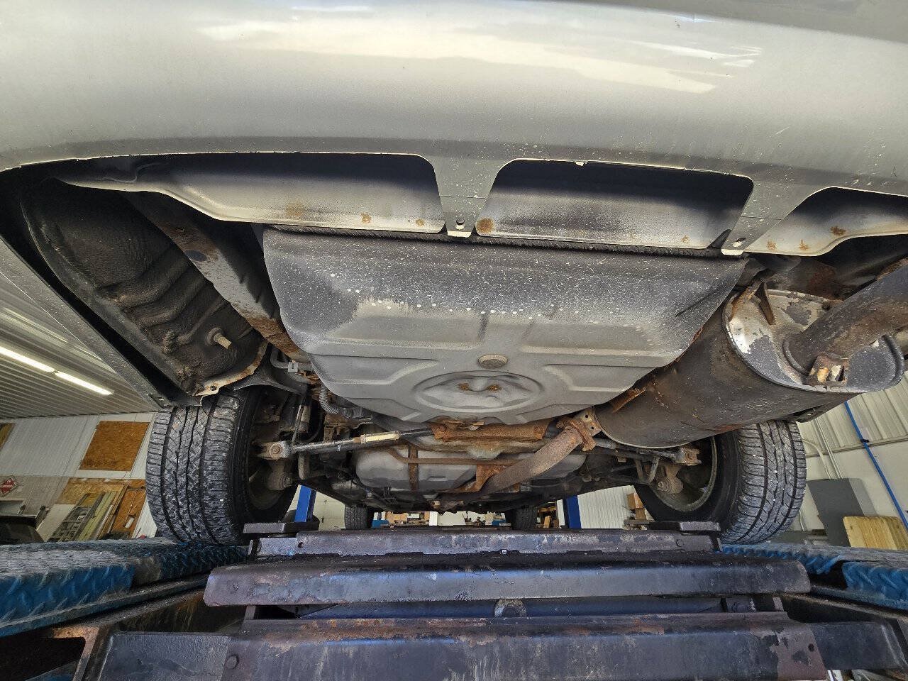 Used 2005 Toyota Camry LE FWD image 36