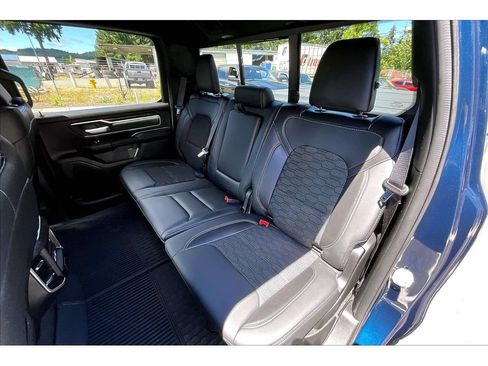 Used 2023 RAM 1500 Big Horn AWD/4WD image 25
