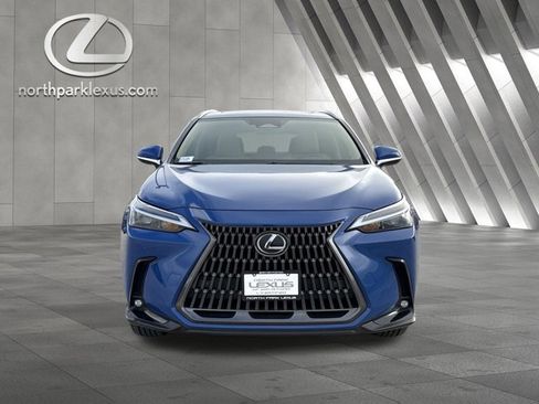 Certified 2025 Lexus NX 250 FWD w/ Premium Package image 7