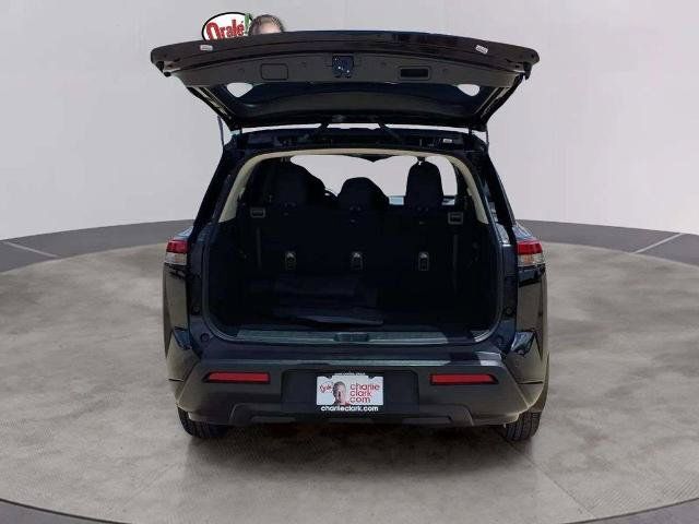 Certified 2024 Nissan Pathfinder SV FWD image 19