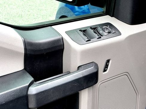 Used 2020 Ford F150 XL w/ Equipment Group 101A Mid RWD image 11