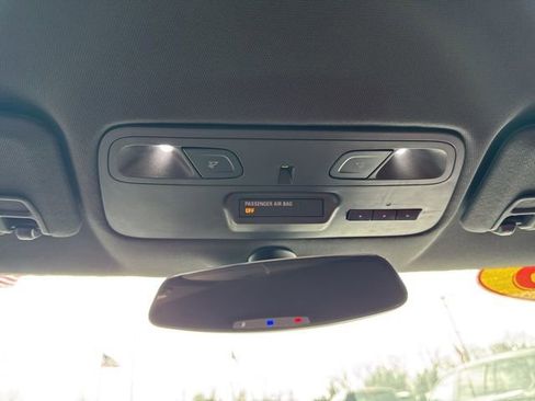 Used 2016 Chevrolet Camaro SS image 15