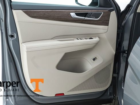 Used 2025 Volkswagen Atlas SEL Premium R-Line image 58