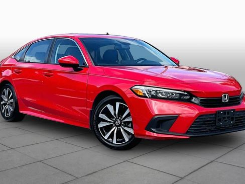 Used 2023 Honda Civic EX image 3