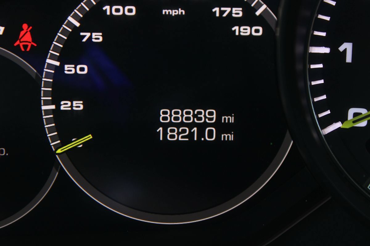 Used 2020 Porsche Panamera 4 E-Hybrid AWD/4WD image 28