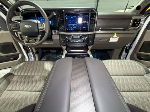 Used 2026 Ford F450 Platinum w/ Platinum Plus Package AWD/4WD image 15