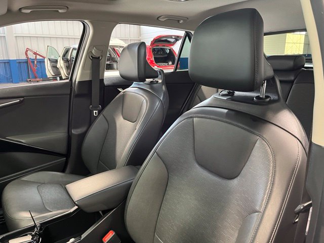 Used 2024 Kia Niro Wave FWD image 31