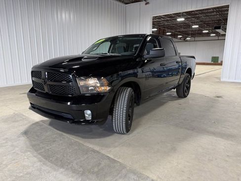 Used 2023 RAM 1500 Express w/ Wheel & Sound Group image 3