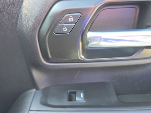 Used 2023 Chevrolet Silverado 1500 Custom w/ LPO, Dark Essentials Package AWD/4WD image 19