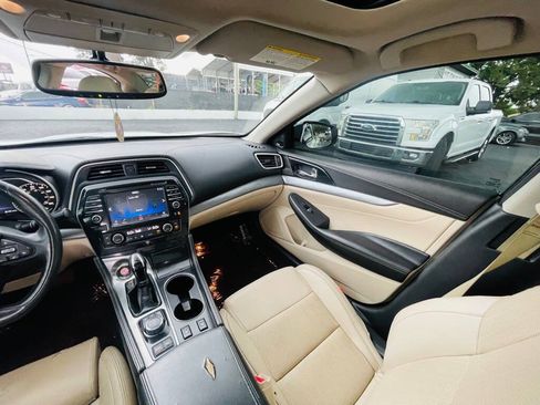 Used 2017 Nissan Maxima 3.5 SL FWD image 24