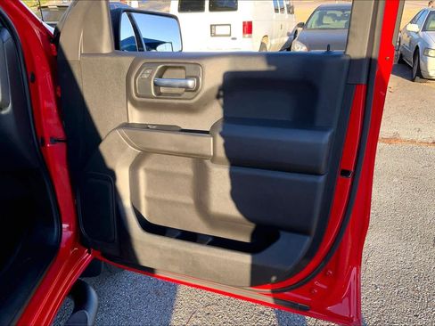 Used 2022 Chevrolet Silverado 1500 Custom image 21