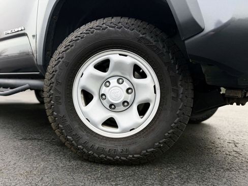 Used 2017 Toyota Tacoma TRD Off-Road image 7