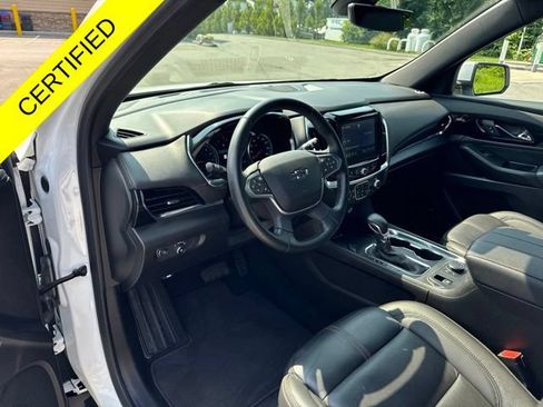Used 2023 Chevrolet Traverse RS AWD/4WD image 8