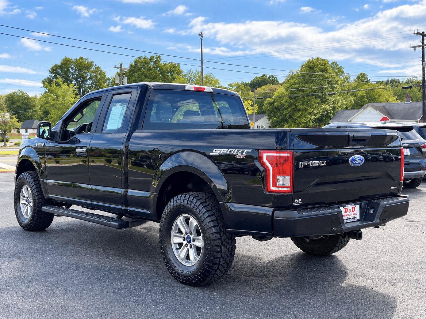 Used 2015 Ford F150 XL w/ Equipment Group 101A Mid AWD/4WD image 3