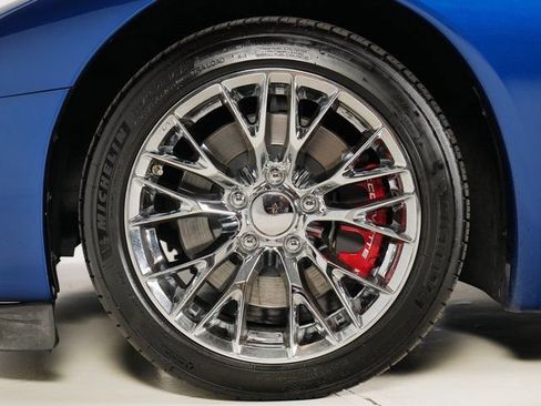Used 2002 Chevrolet Corvette Z06 w/ Memory Pkg RWD image 9