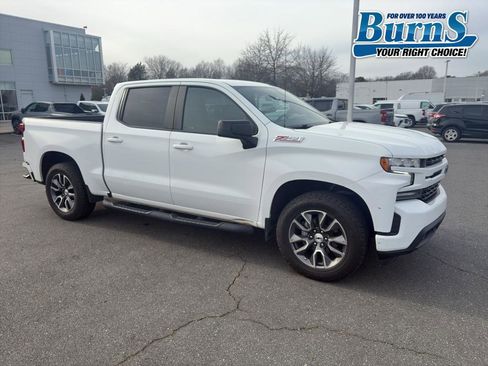 Used 2021 Chevrolet Silverado 1500 RST image 1