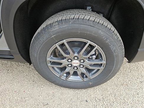 New 2026 GMC Acadia Elevation image 9